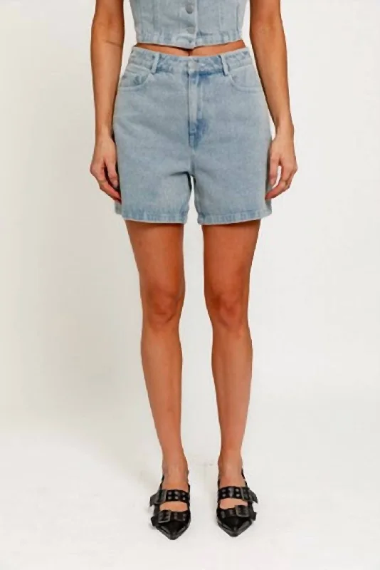 Comfortable Lounge Clothing Mid Length Denim Shorts In Light Wash