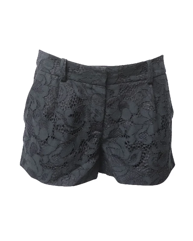 Women's Elegant Outfit Diane Von Furstenberg Lace Casual Shorts in Black Cotton