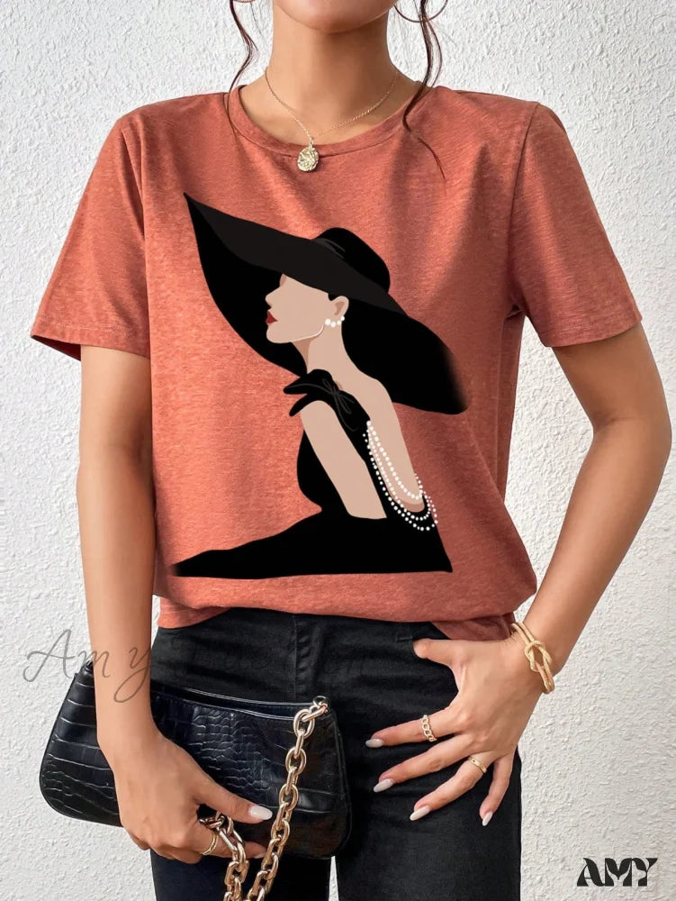 Modern Women's Apparel Amy Fashion - Figure Graphic Tee