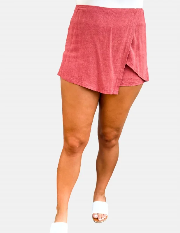 Women's Workout Garments Woven Skort In Brick