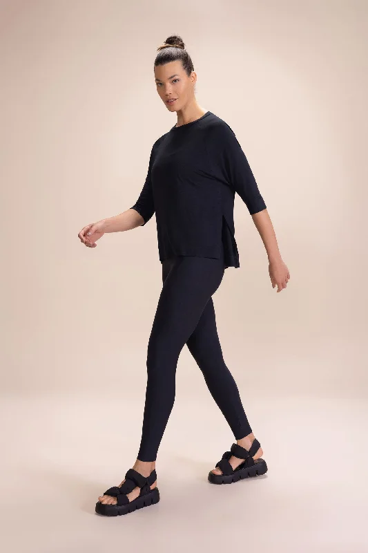 Sophisticated Style Offers ML Flow Long Sleeve T-Shirt