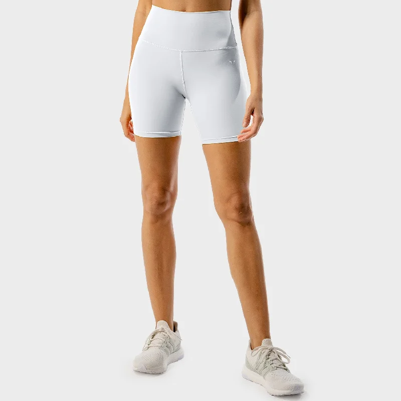 Women's Trendy Attire Core Agile Shorts - White